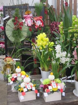 今年もあとわずか｜「難波ナーセリー」　（岡山県倉敷市の花キューピット加盟店 花屋）のブログ